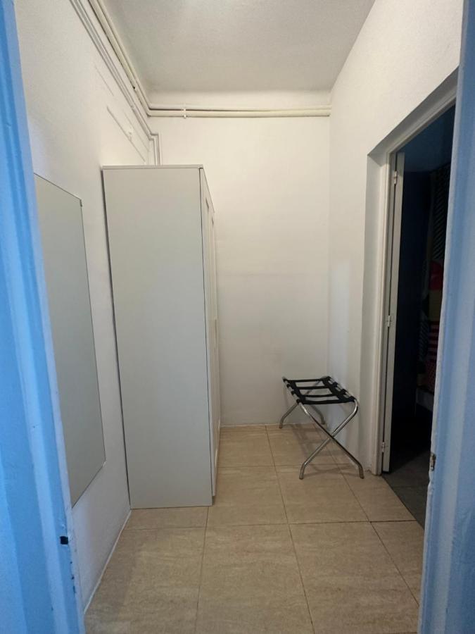 Youth Hostel - Central And Basic Drassanes Βαρκελώνη Εξωτερικό φωτογραφία