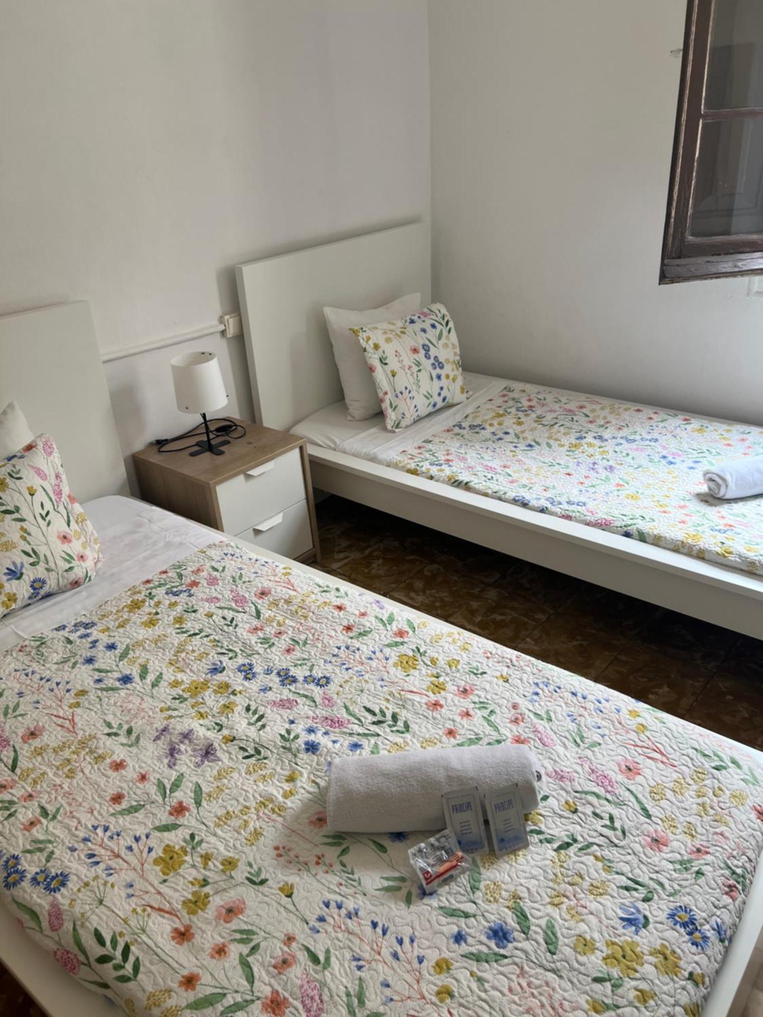 Youth Hostel - Central And Basic Drassanes Βαρκελώνη Εξωτερικό φωτογραφία