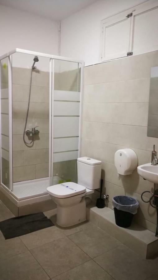 Youth Hostel - Central And Basic Drassanes Βαρκελώνη Εξωτερικό φωτογραφία